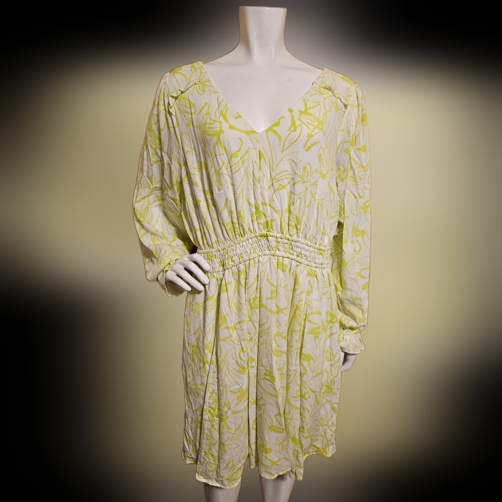 💙 37. Torrid 2X Green and White Floral Dress